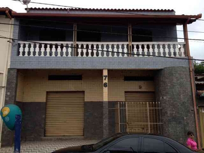 Casa com 3 quartos à venda no bairro São Salvador, 360m²