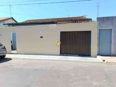 Casa com 3 quartos à venda no bairro São Vicente, 119m²