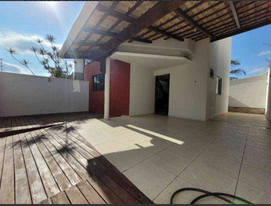 Casa com 3 quartos à venda no bairro Três Barras, 220m²