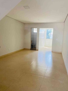 Casa com 3 quartos à venda no bairro Vila Cristina, 60m²