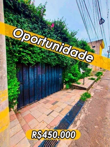 Casa com 3 quartos à venda no bairro Vila Pérola, 400m²