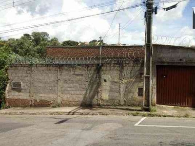 Casa com 3 quartos à venda no bairro Vila São Geraldo, 536m²
