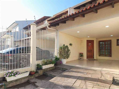 Casa com 4 quartos à venda no bairro Aberta dos Morros, 120m²