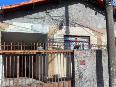Casa com 4 quartos à venda no bairro Carlos Prates, 340m²