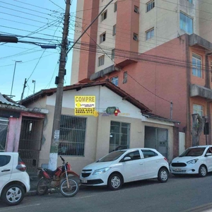 Casa com 4 quartos à venda no bairro Centro, 580m²