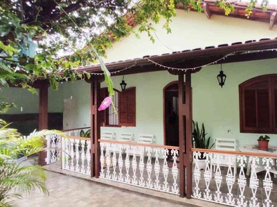 Casa com 4 quartos à venda no bairro Conjunto Lagoa, 150m²