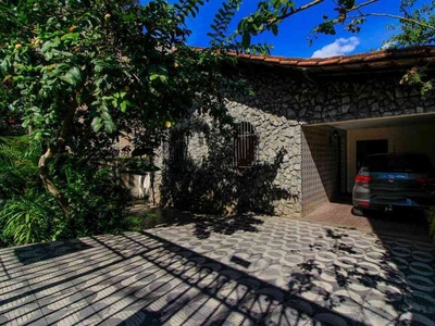 Casa com 4 quartos à venda no bairro Graça, 300m²