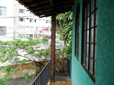 Casa com 4 quartos à venda no bairro Horto, 167m²