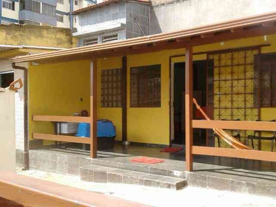 Casa com 4 quartos à venda no bairro Ipiranga, 360m²