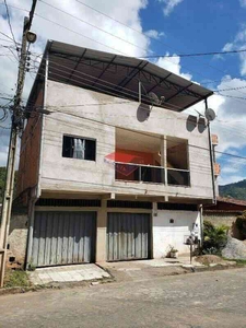 Casa com 4 quartos à venda no bairro Recanto Verde, 180m²