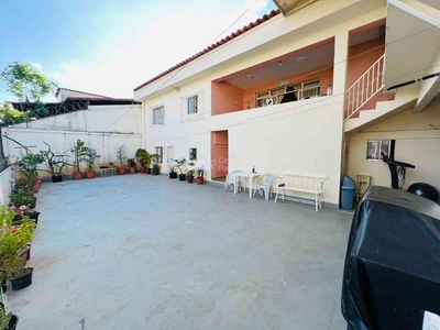 Casa com 4 quartos à venda no bairro Santa Mônica, 480m²