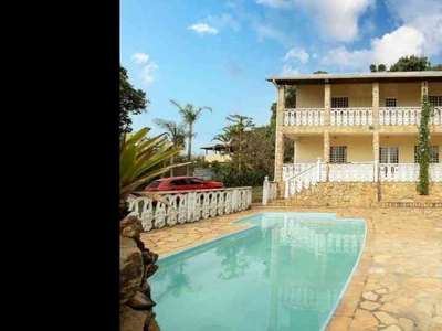 Casa com 4 quartos à venda no bairro Solar do Madeira, 3200m²