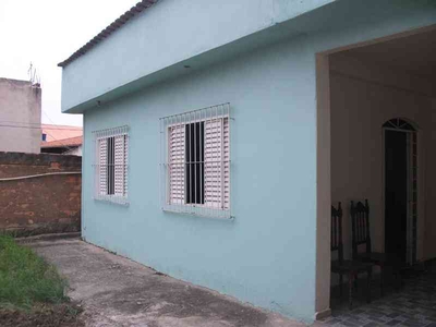 Casa com 4 quartos à venda no bairro Vista Alegre, 120m²