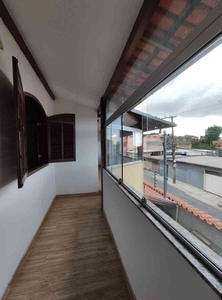 Casa com 5 quartos à venda no bairro Aparecida, 300m²