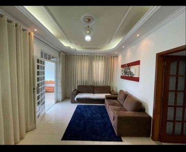 Casa com 5 quartos à venda no bairro Bom Retiro, 360m²