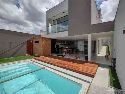 Casa com 5 quartos à venda no bairro Carlos Prates, 360m²