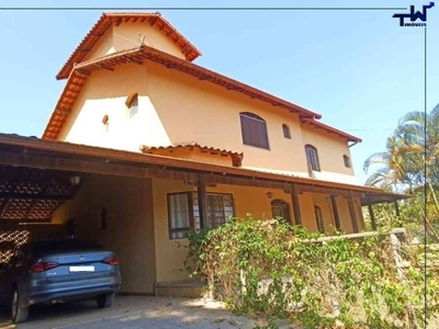 Casa com 5 quartos à venda no bairro Casa Amarela, 3500m²