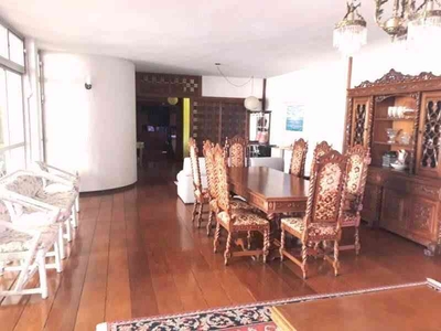 Casa com 5 quartos à venda no bairro Mangabeiras, 622m²