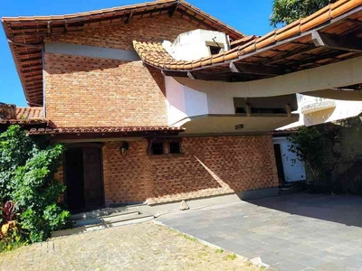 Casa com 5 quartos à venda no bairro São Luiz (pampulha), 1000m²