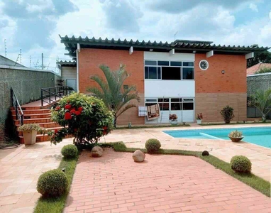 Casa com 5 quartos à venda no bairro São Luiz (pampulha), 240m²