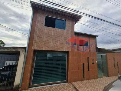 Casa com 6 quartos à venda no bairro Recanto Verde, 200m²