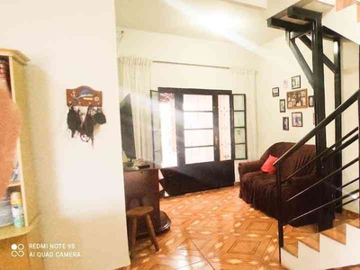 Casa com 6 quartos à venda no bairro Santa Terezinha, 360m²