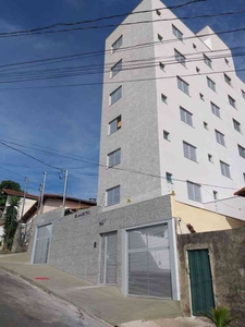 Cobertura com 3 quartos à venda no bairro Ana Lúcia, 106m²