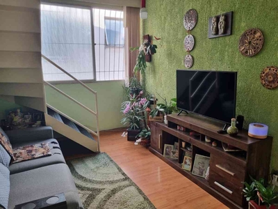 Cobertura com 3 quartos à venda no bairro Havaí, 140m²