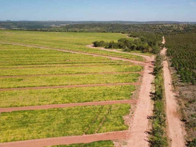 Fazenda com 1 quarto à venda no bairro Zona Rural, 26000000m²