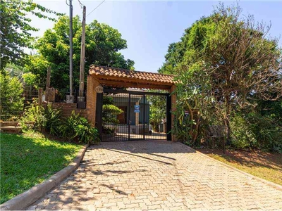 Fazenda com 3 quartos à venda no bairro Neópolis, 215m²