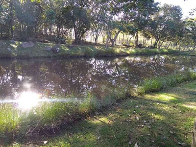 Fazenda com 3 quartos à venda no bairro Quintas do Godoy, 120m²