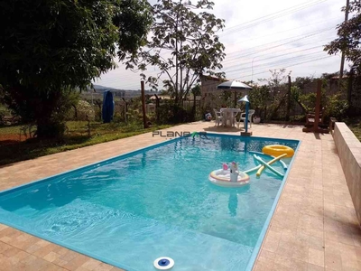 Fazenda com 3 quartos à venda no bairro Zona Rural, 250m²