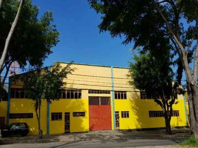 Galpão à venda no bairro Jardim Riacho das Pedras, 1800m²