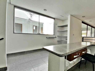 Prédio à venda no bairro Jardim América, 360m²