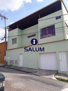 Prédio com 2 quartos à venda no bairro Goiânia, 221m²