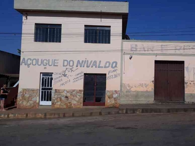 Prédio com 3 quartos à venda no bairro Centro, 500m²