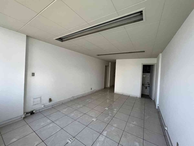 Sala à venda no bairro Centro, 41m²