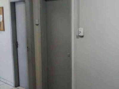 Sala com 1 quarto à venda no bairro Centro, 40m²