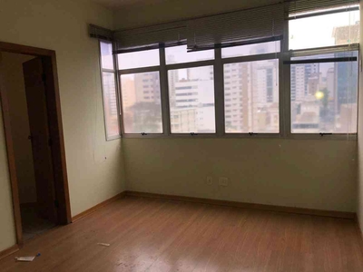 Sala para alugar no bairro Santo Agostinho, 40m²