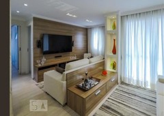 APARTAMENTO no 9º andar com 2 dormitórios