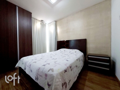 Apartamento à venda em Barreiro com 180 m², 4 quartos, 1 suíte, 2 vagas