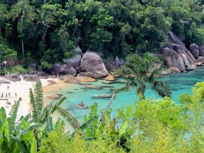 Cabana na Praia da Ponta Negra Paraty