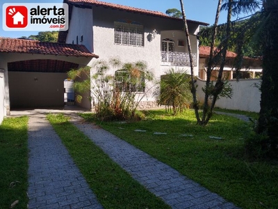Casa com 3 quartos em RIO BONITO RJ - Green Valley