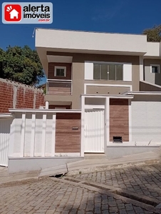 Casa em RIO BONITO RJ - Praça cruzeiro centro