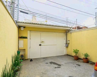 Casa Padrão, 3 dormitórios, 3 suíte, 7 banheiro, 4 vagas na garagem, 150M² de Área Constru