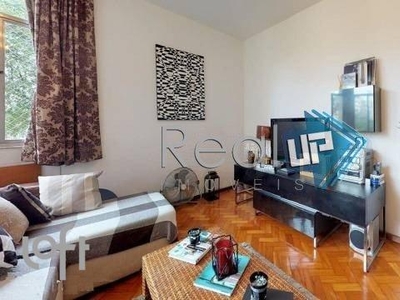 Apartamento à venda em Humaitá com 85 m², 2 quartos, 1 suíte