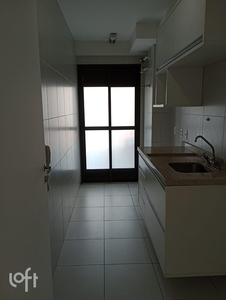 Apartamento à venda em Lapa com 75 m², 2 quartos, 1 suíte, 1 vaga
