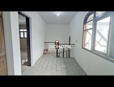 Apartamento no Bairro Escola Agrícola em Blumenau com 3 Dormitórios (1 suíte) e 140 m²