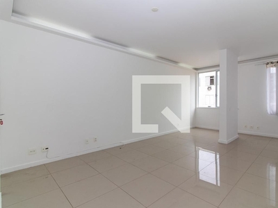 APARTAMENTO no 5º andar com 1 dormitório