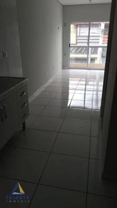 Apartamento com 2 dormitórios para alugar, 35 m² por R$ 1.500,00/mês - Pestana - Osasco/SP